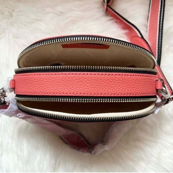 New! MARC JACOBS Logo The Rewind Leather Crossbody Bag in Salmon Pink - Picture 8 of 14